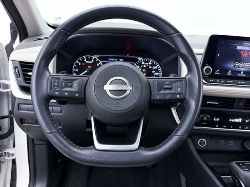 Used 2023 Nissan Rogue SV w/ SV Premium B Package FWD image 29