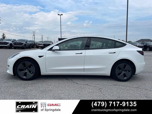 Used 2022 Tesla Model 3 RWD image 4