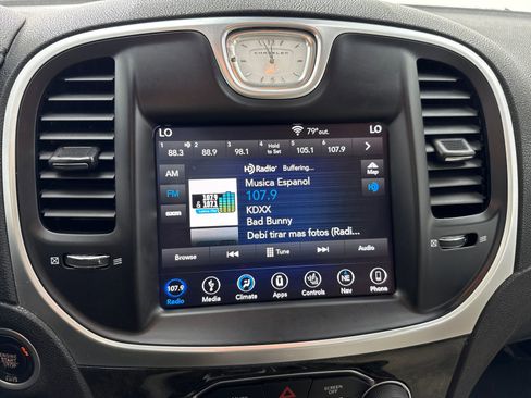 Used 2018 Chrysler 300 Limited w/ Safetytec Plus Group RWD image 25