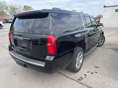 Used 2016 Chevrolet Suburban LTZ image 6