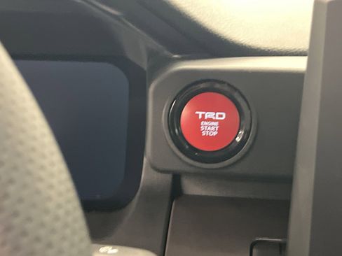 Used 2026 Toyota Tacoma TRD Off-Road AWD/4WD image 29