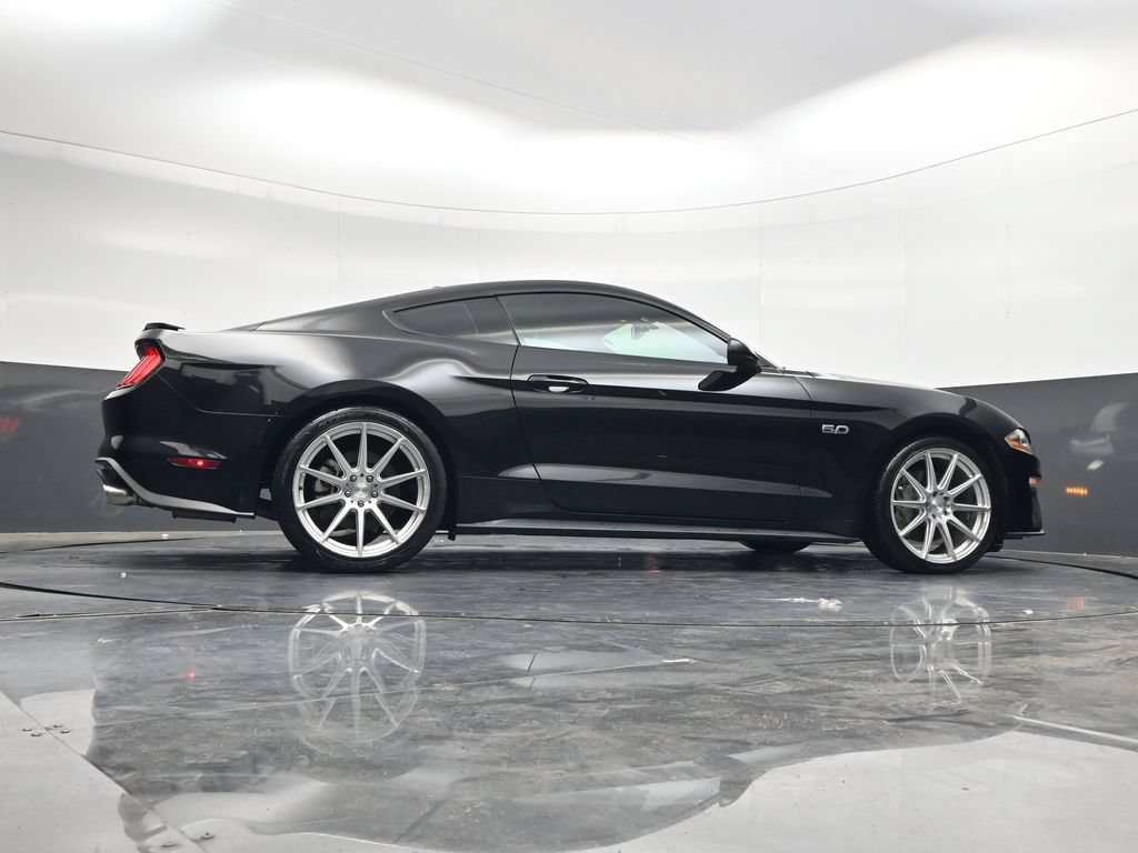 Used 2018 Ford Mustang GT RWD image 32