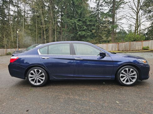 Used 2013 Honda Accord Sport image 8