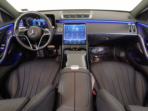 Used 2022 Mercedes-Benz S 500 4MATIC w/ AMG Line Package image 37