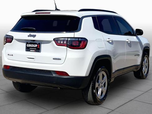 Used 2023 Jeep Compass Latitude AWD/4WD image 13