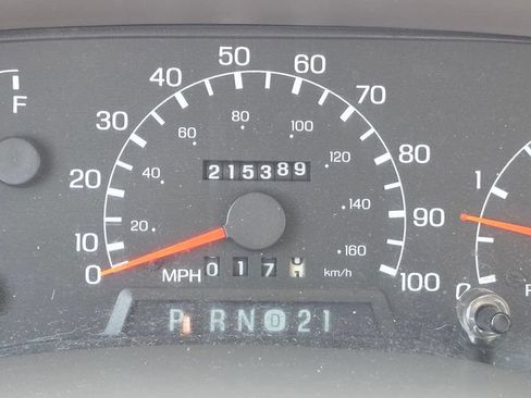 Used 1999 Ford F250 XLT RWD image 29