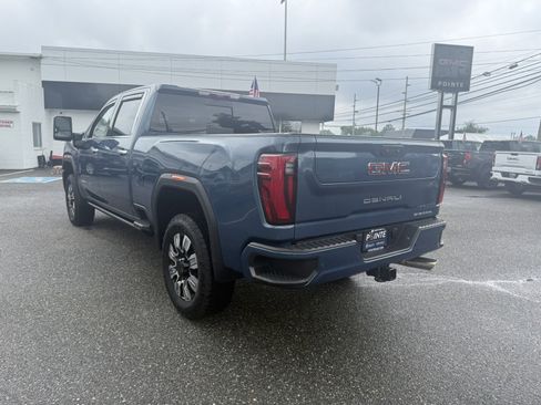 Used 2024 GMC Sierra 2500 Denali w/ Denali Reserve Package AWD/4WD image 5