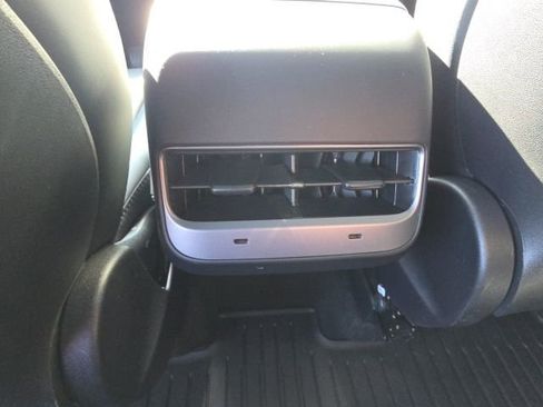 Used 2023 Tesla Model Y Long Range image 13