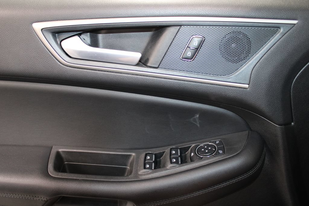 Used 2024 Ford Edge SEL AWD/4WD image 40
