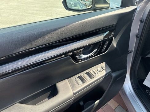 Used 2025 Honda CR-V EX-L image 13