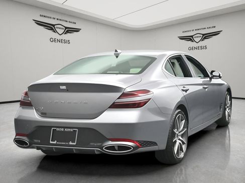 Used 2026 Genesis G70 2.5T RWD image 10