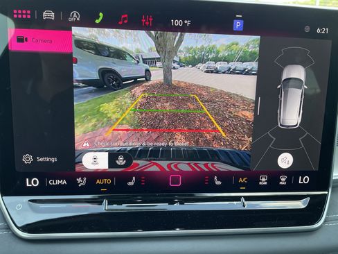 New 2026 Volkswagen Tiguan SE R-Line FWD image 20