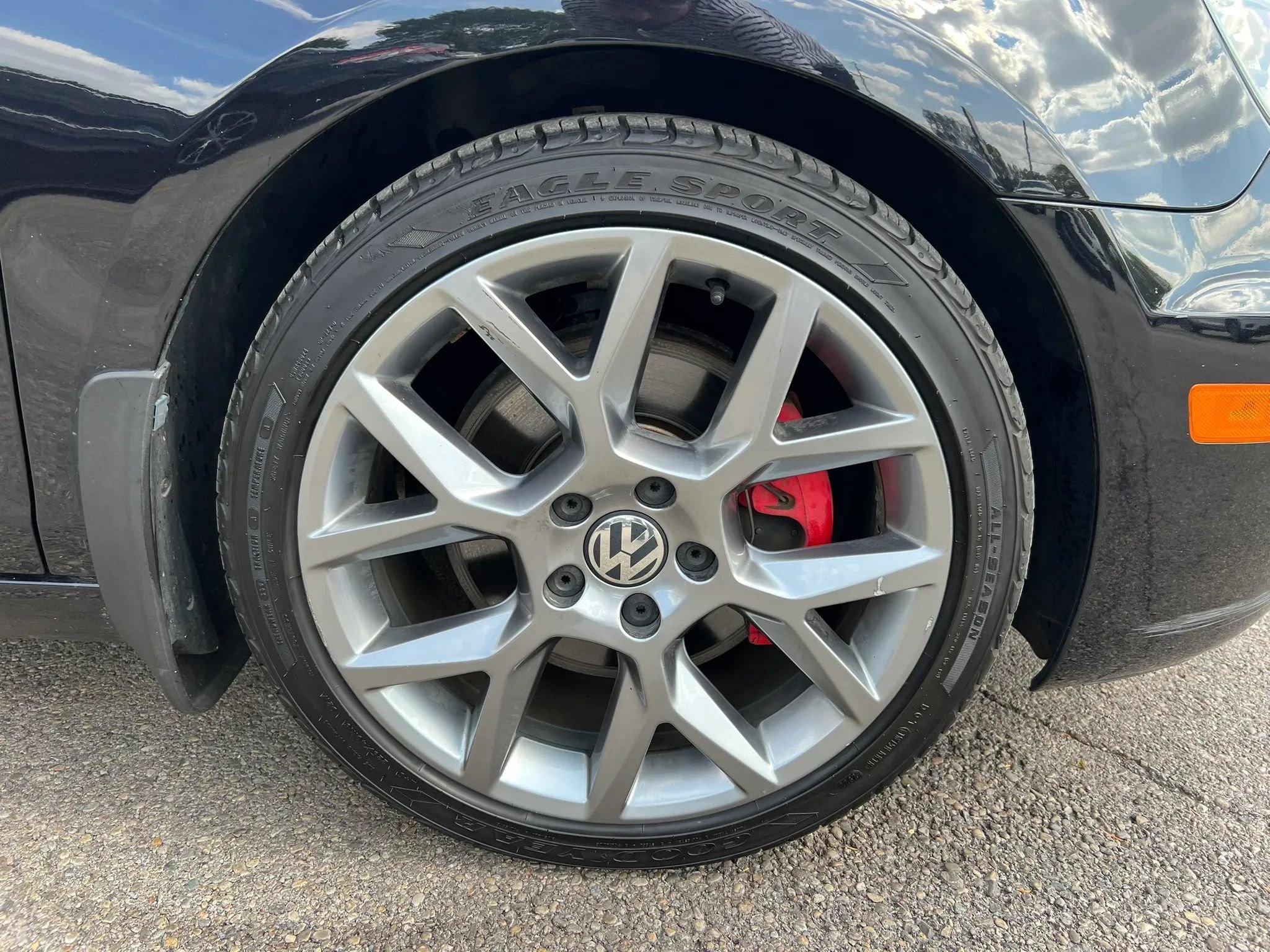 Used 2014 Volkswagen GTI Driver's Edition FWD image 10