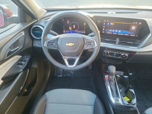 New 2025 Chevrolet Trax LT w/ Driver Confidence Package image 13