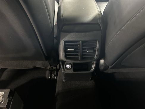 Used 2021 Kia Seltos SX image 22