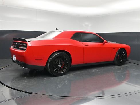 Used 2019 Dodge Challenger R/T Scat Pack w/ T/A Package RWD image 5