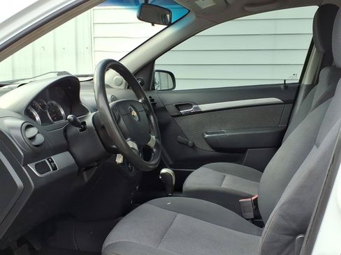 Used 2011 Chevrolet Aveo LT FWD image 8