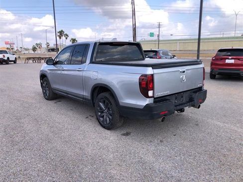 Used 2022 Honda Ridgeline Sport image 5