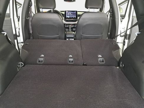 Certified 2024 Jeep Compass Limited AWD/4WD image 14