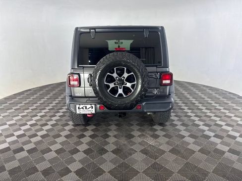 Used 2018 Jeep Wrangler Unlimited Rubicon AWD/4WD image 8