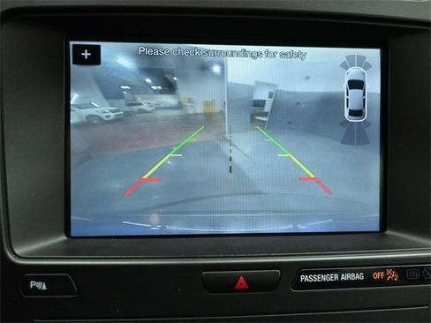 Certified 2018 Ford Explorer XLT w/ Equipment Group 202A image 16