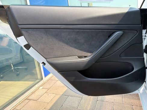 Used 2020 Tesla Model 3 Standard Range Plus RWD image 22