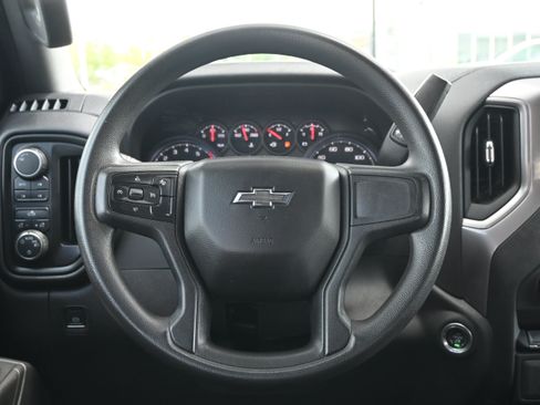 Used 2022 Chevrolet Silverado 1500 Custom Trail Boss AWD/4WD image 6