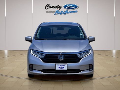 Used 2023 Honda Odyssey Touring image 5