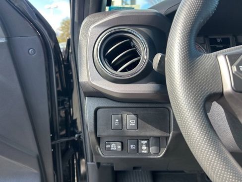Used 2023 Toyota Tacoma TRD Sport image 24
