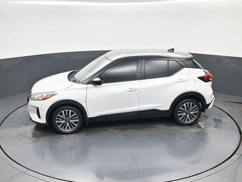 Certified 2023 Nissan Kicks SV image 25