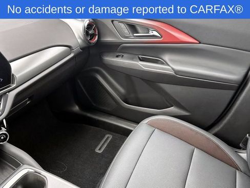Certified 2024 Chevrolet Equinox EV RS FWD image 33