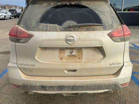 Certified 2020 Nissan Rogue SV w/ Premium Package image 3