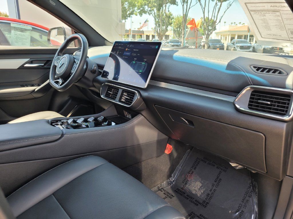 Used 2023 VinFast VF 8 Plus AWD/4WD image 11