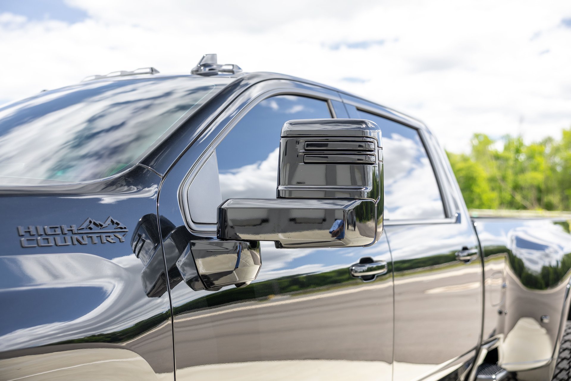 Used 2026 Chevrolet Silverado 3500 High Country w/ High Country Premium Package AWD/4WD image 38