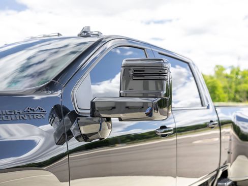 Used 2026 Chevrolet Silverado 3500 High Country w/ High Country Premium Package AWD/4WD image 38