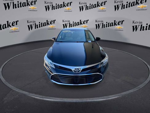 Used 2016 Toyota Avalon Touring image 3