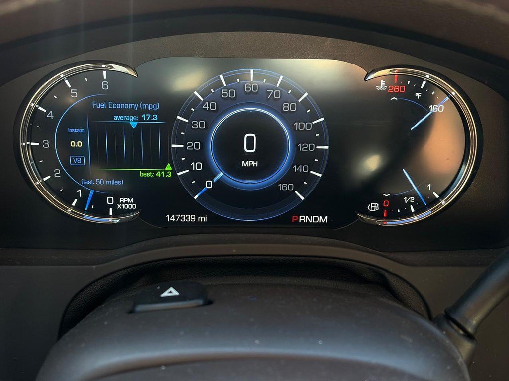 Used 2016 Cadillac Escalade Luxury AWD/4WD image 9