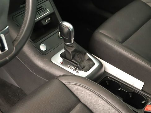 Used 2017 Volkswagen Tiguan Wolfsburg Edition FWD image 17