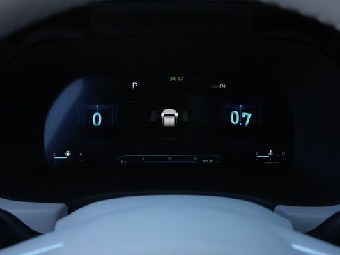 Used 2023 Hyundai Palisade Calligraphy image 17