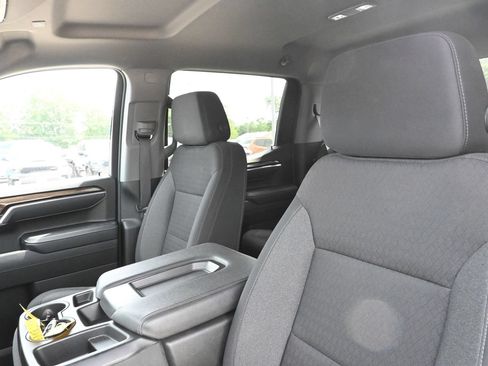 Used 2025 Chevrolet Silverado 1500 LT RWD image 23