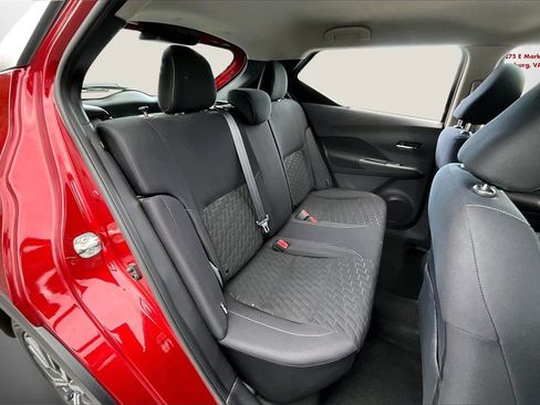 Used 2023 Nissan Kicks SV image 23