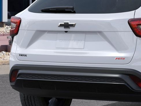 New 2026 Chevrolet Trax RS w/ Sunroof Package image 14