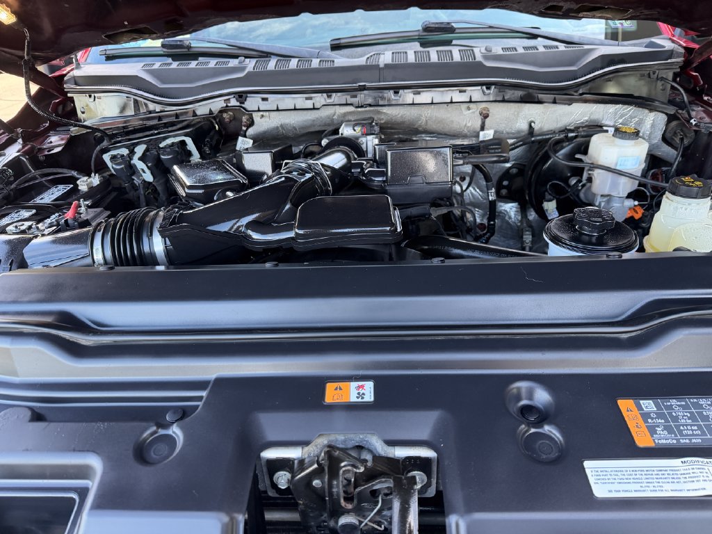 Certified 2020 Ford F250 XLT w/ XLT Premium Package AWD/4WD image 26