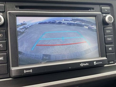 Used 2017 Toyota Tacoma SR5 w/ Tow Package image 26