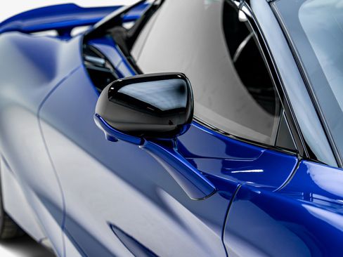 Used 2024 McLaren 750S Spider RWD image 33