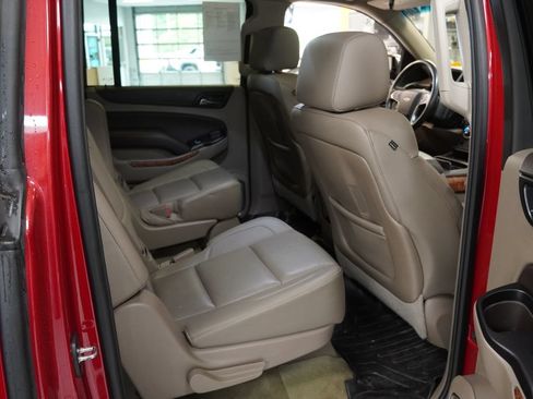 Used 2015 Chevrolet Suburban LTZ AWD/4WD image 24