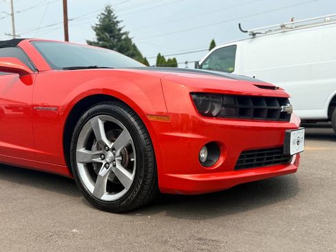 Used 2011 Chevrolet Camaro SS w/ RS Package RWD image 18
