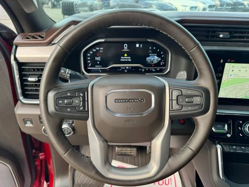 Used 2023 GMC Sierra 1500 Denali w/ Technology Package image 20