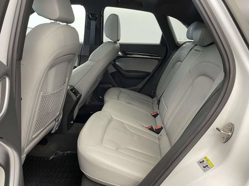 Used 2018 Audi Q3 2.0T Premium Plus w/ Premium Plus Package AWD/4WD image 18