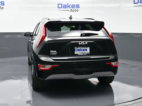 Certified 2023 Kia Niro Wind w/ Wind Preserve Package image 7